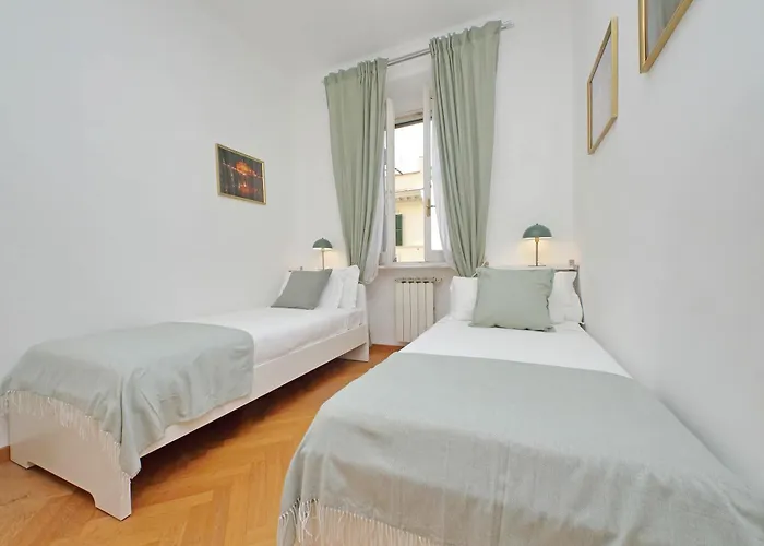 Apartament Ych-comfortable 2 Bedrooms Flat Near Colosseum Rzym