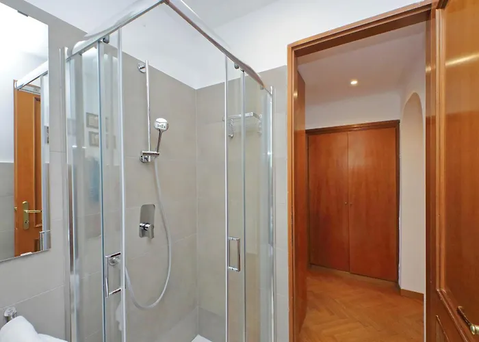 Apartament Ych-comfortable 2 Bedrooms Flat Near Colosseum