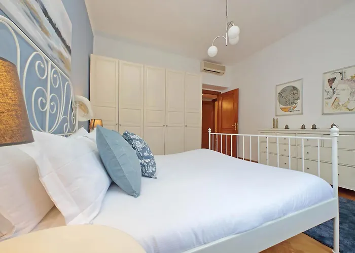 Apartament Ych-comfortable 2 Bedrooms Flat Near Colosseum *