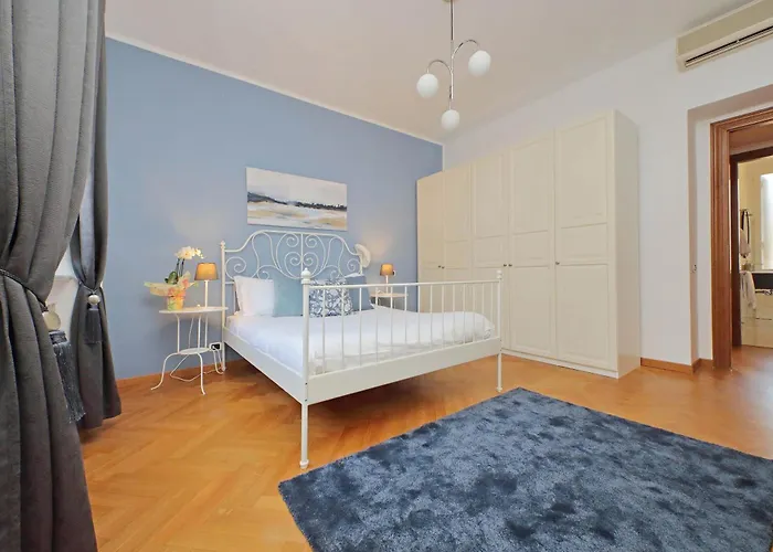 Ych-comfortable 2 Bedrooms Flat Near Colosseum Apartament Rzym