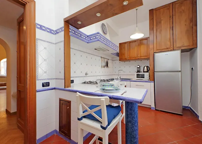 Ych-comfortable 2 Bedrooms Flat Near Colosseum Rzym
